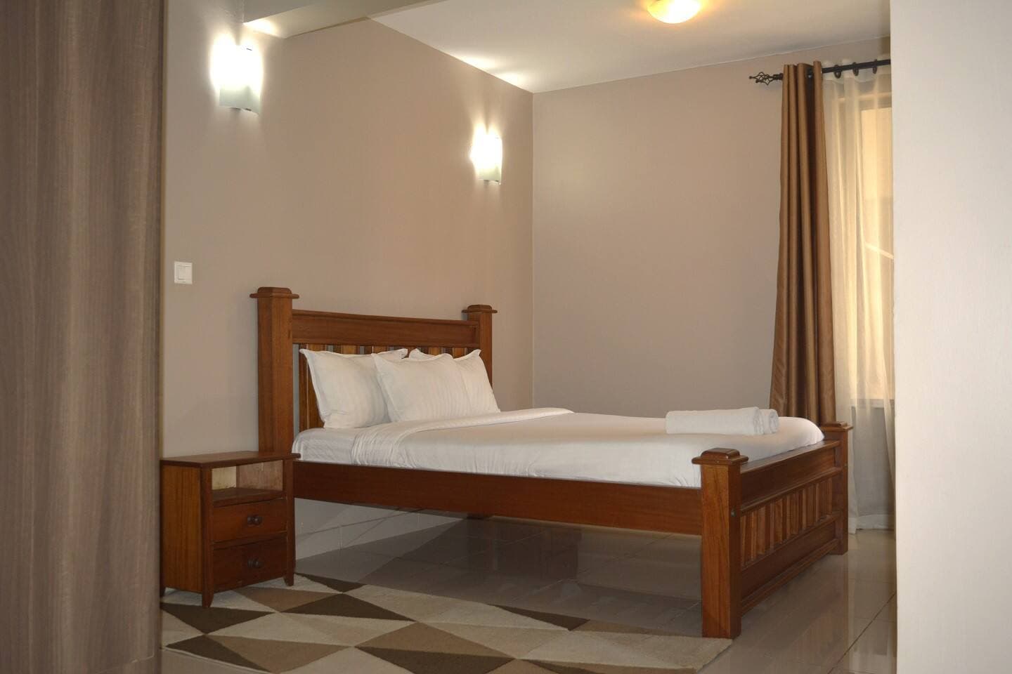 Calm furnished interior at Emilia Apartments